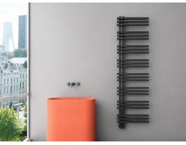 Uscător de prosoape de design CARISA, colecția TERRA, 852x500 mm, NEGRU