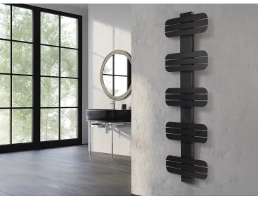 Uscător de prosoape decorativ LOJIMAX, colecția DOSIA Lățime 250 mm. Înălțime 400 mm. negru mat