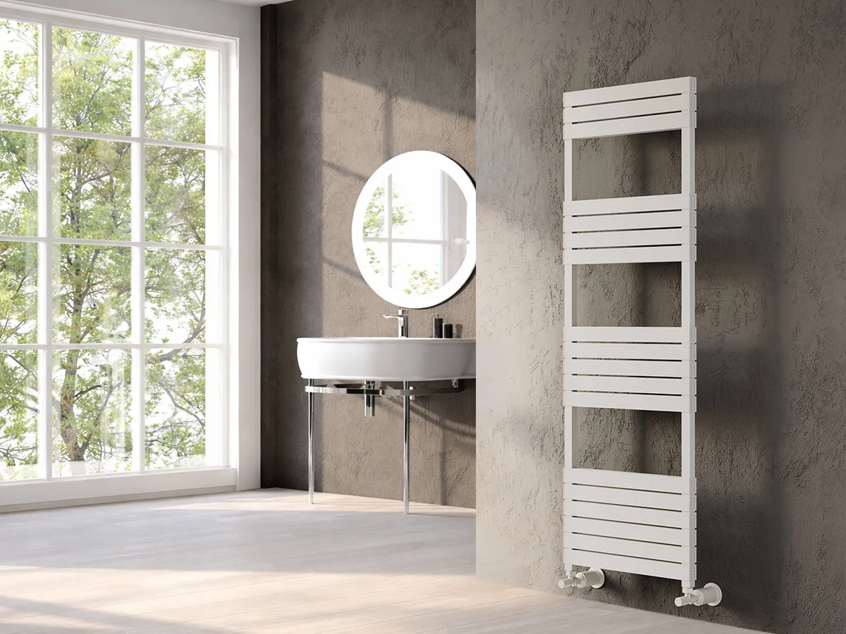 Uscător de prosoape decorativ LOJIMAX, colecția ELEGANT PLUS Lățime 300 mm. Înălțime 790 mm. alb mat