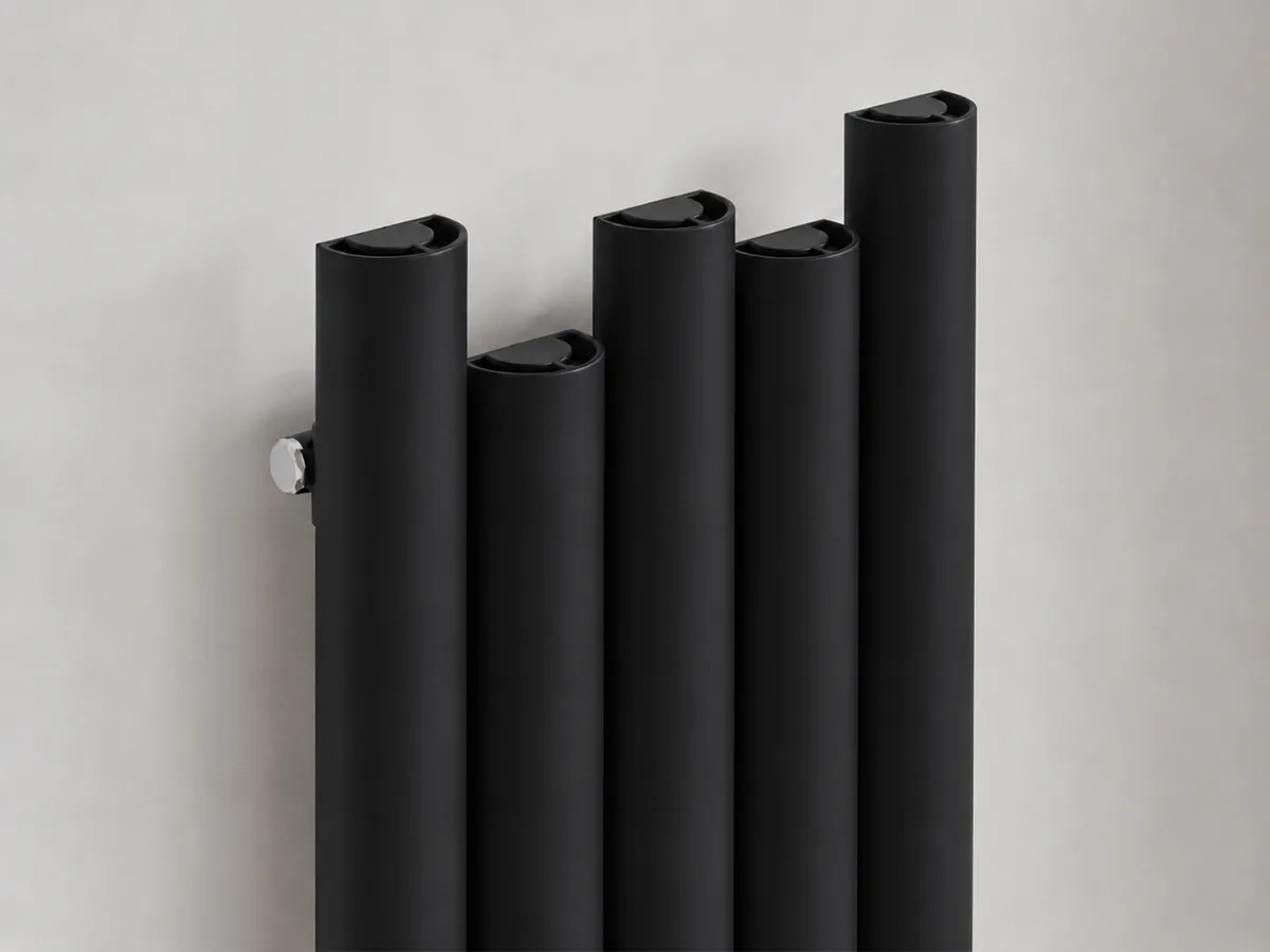 Calorifer decorativ CARISA, colecția MOTION, 1800x390 mm, NEGRU
